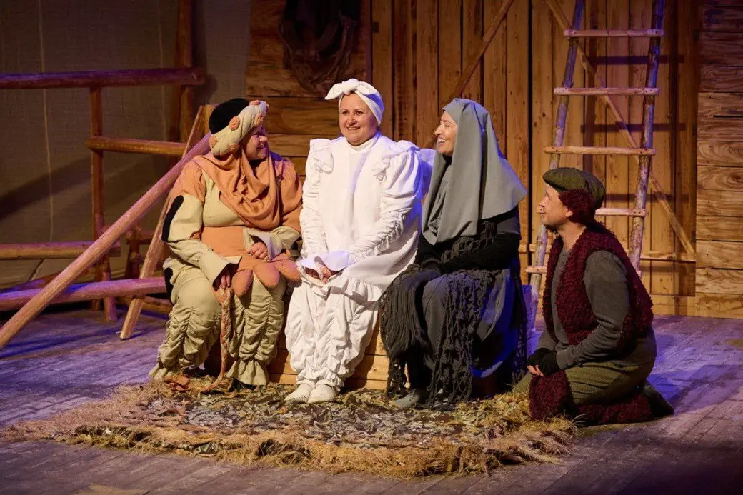 Спектакль «Очень простая история». Фото предоставлено Могилевским драмтеатром.