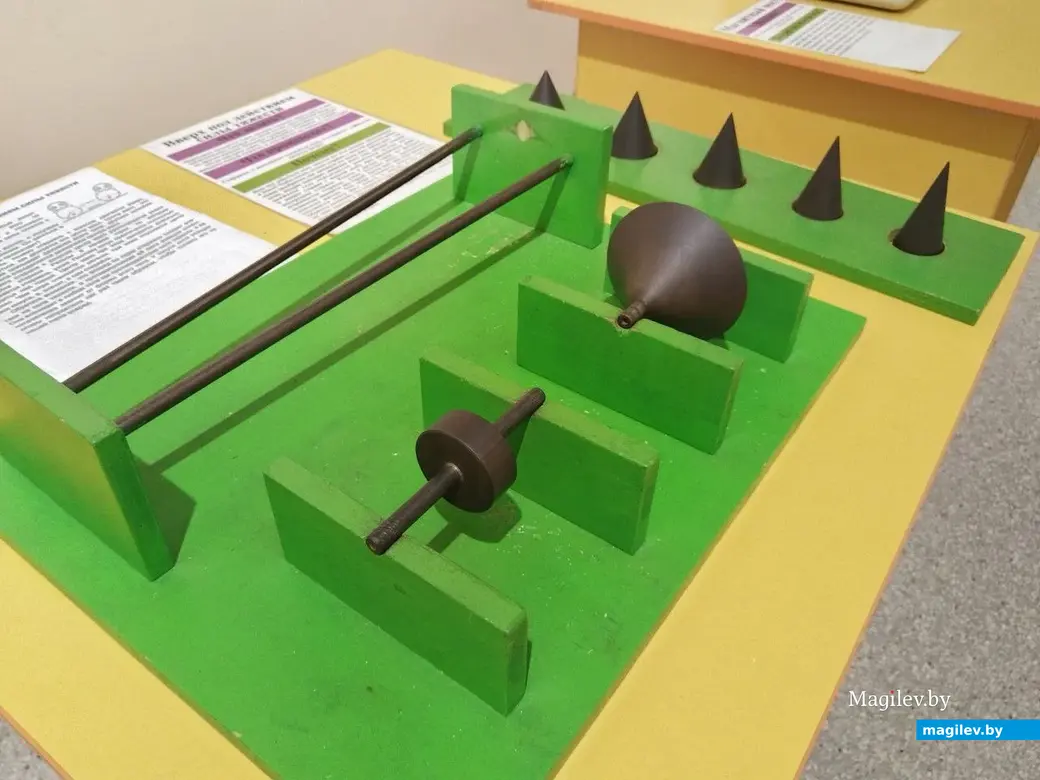 Октябрь 2025 года. Могилев. Могилевский областной краеведческий музей. Выставка «Экспириментус». Фото Ольги Вир.