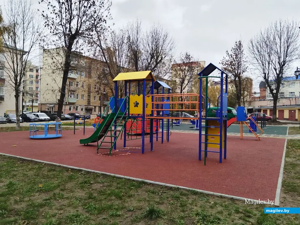 Октябрь 2025 года. Могилев. Улица Ленинская.