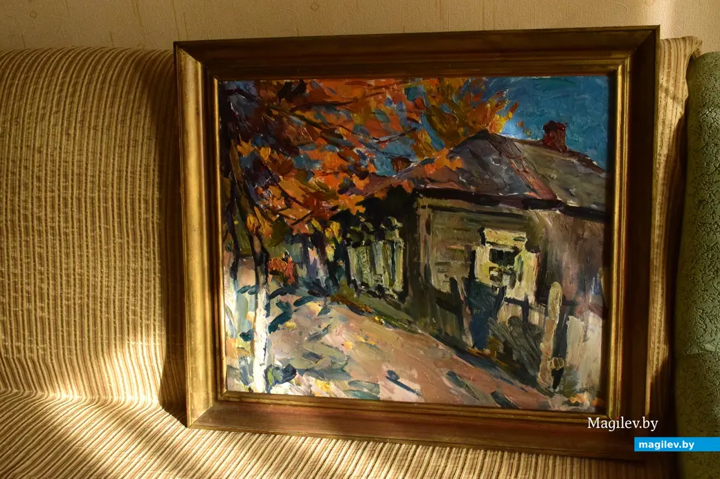 Абрам Рабкин. И этот домик недалеко от площади – уже ушедший Бообру