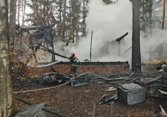 В Кировском районе горел пищеблок на базе отдыха «Чигиринка» (видео)