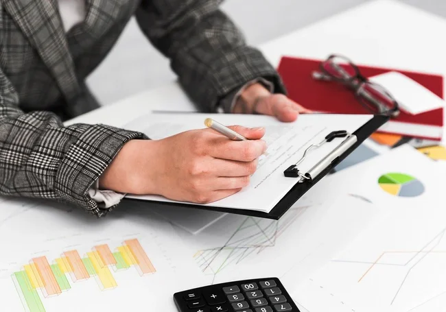 Если отказаться от назначения пенсии на пять лет, она вырастет почти в 1,8 раза