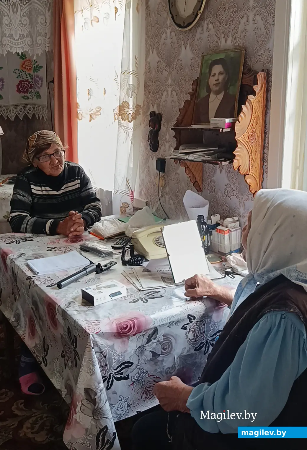 Сентябрь 2025 г. Деревня Зеленковичи, Глусский район. Любовь Степановна Хлань и Анна Ивановна Голуб рассказывают историю деревни.