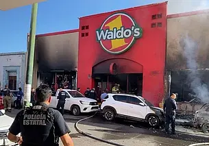 В Мексике из-за взрыва и пожара в магазине погибли 23 человека