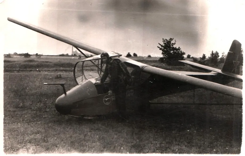 Бобруйский аэроклуб, 1960-е. Геннадий Алексиевич. Фото из семейного архива