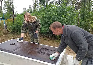 «Некрополь Беларуси»: проект, который помогает найти предков и восстановить историю