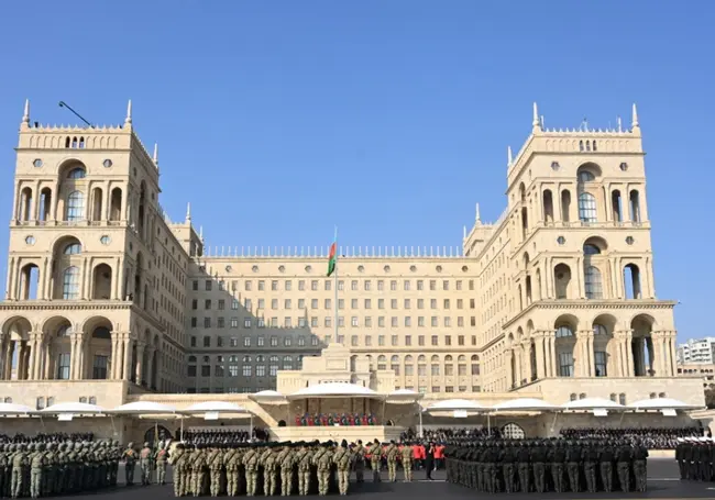 Азербайджан отмечает пятую годовщину Великой Победы (видео)