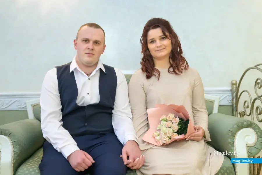 14 ноября 2025 года поженились 24-летние Елена Максимова и Дмитрий Данильчик.