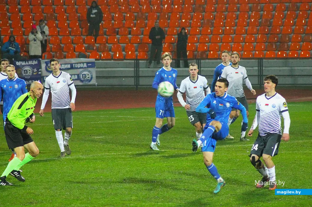 17.11.2025. Могилев, стадион «Спартак». Фрагмент игры «Днепр» – «Орша».