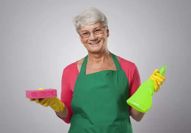 «Сын спрятал от меня пенсионную карточку, чтобы я накопила на ремонт»