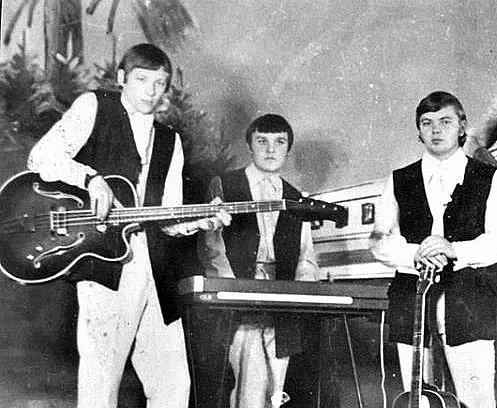 1970-е годы, Могилев, ресторан «Днепр». Слева направо: Александр Пивоваров, Сергей Борисов, Николай Сидоренко