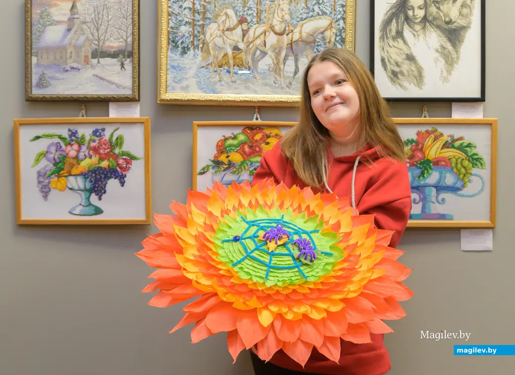 20.11.2025. Бобруйский художественный музей. Торжественное открытие выставки работ людей с инвалидностью «Мастерство без границ»: искусство, объединяющее мир». Алина