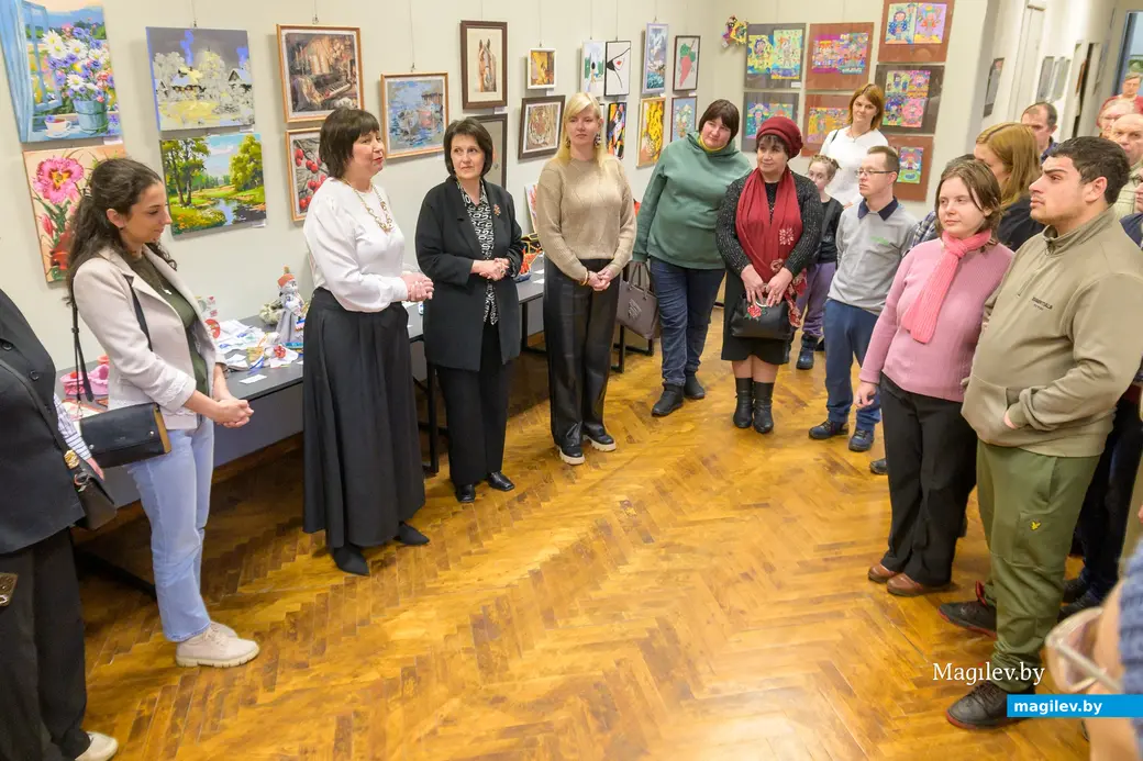 20.11.2025. Бобруйский художественный музей. Торжественное открытие выставки работ людей с инвалидностью «Мастерство без границ»: искусство, объединяющее мир»