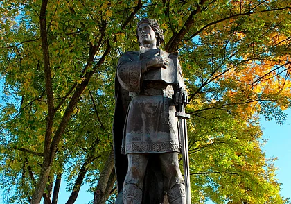 Город непокорной княгини Рогнеды и ее смелого сына Изяслава