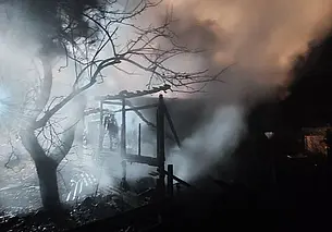 В СТ «Химик» в Могилевском районе горел дачный дом. Хозяин получил ожоги