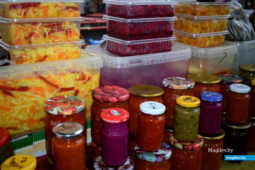 28.11.2025, Бобруйский центральный рынок.