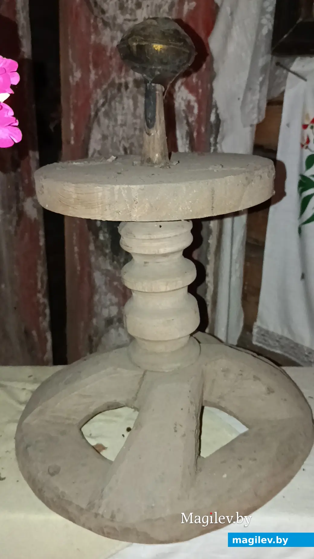 2025 г. Самаробныя прыстасаванні для памінальнай службы.