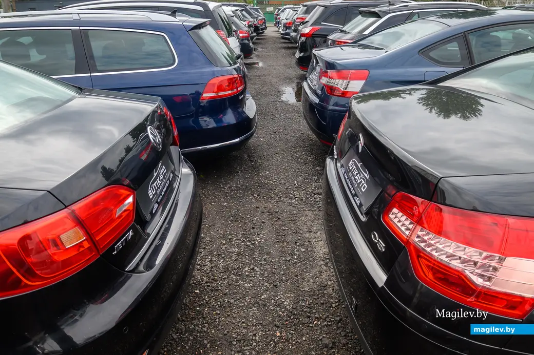 В Беларуси упростили порядок государственной регистрации и учета транспортных средств. Фото: Александр Чугуев.