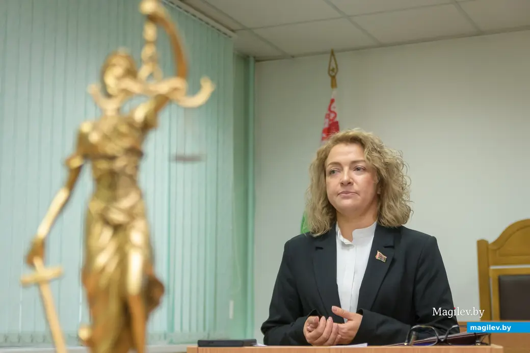 02.12.2025. Бобруйск. День открытых дверей в суде Бобруйского района и города Бобруйска Председатель суда Юлия Березюк