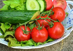 Цены на огурцы и помидоры в Беларуси будут жестко контролироваться