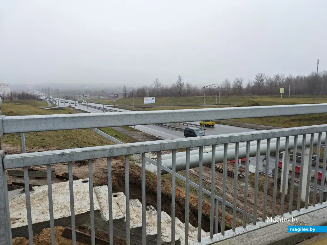 4 декабря 2025 года. Могилев. Проспект Димитрова. Путепровод на стадии завершения реконструкции.