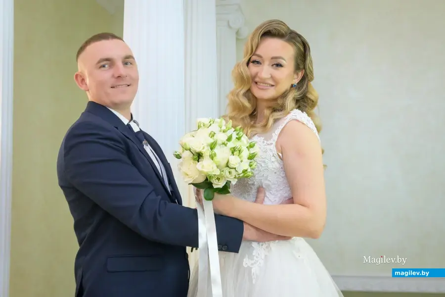 5 декабря 2025 года. Отдел ЗАГС Бобруйского горисполкома. Свадебная пара. Яна и Евгений.