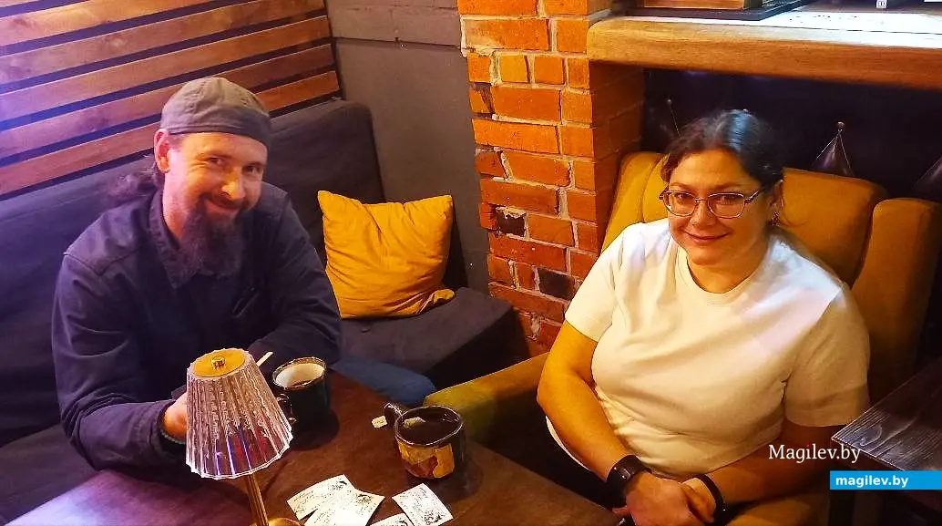 07.12.2025, Могилев. Рисунки в баре.