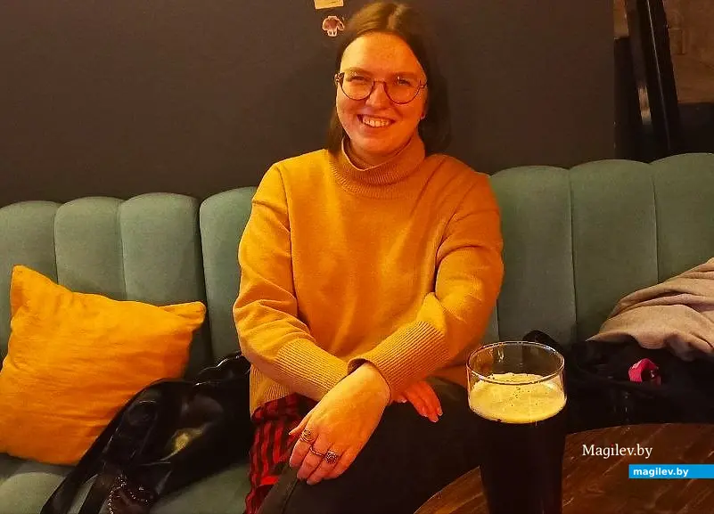 07.12.2025, Могилев. Рисунки в баре.