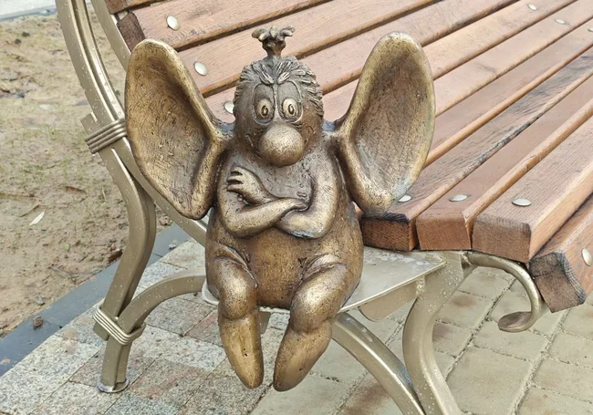 Ленинскую улицу Могилева украсил Большой Ух. Фотофакт