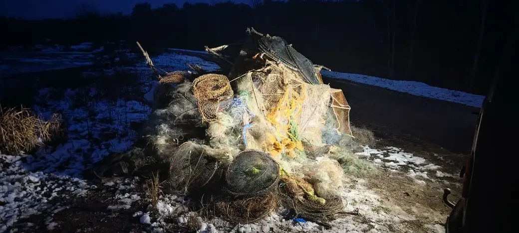 За 11 месяцев текущего года изъято 334 сети общей длиной 12, 2 км., а также 199 прочих орудий