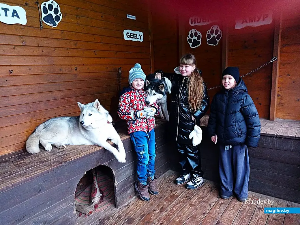 09.12.2025., Борисовский район, д. Костюки. Могилевские школьники в агроусадьбе «Дом кочевника».