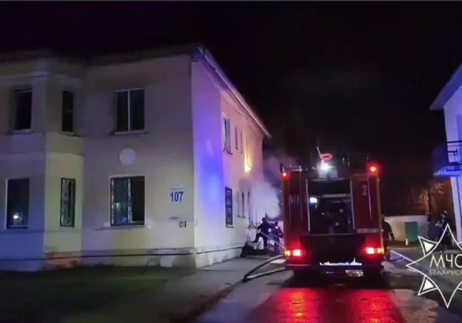 В Могилеве в доме на Первомайской горела квартира. Спасены три человека