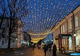 Могилев преображается, готовясь к встрече Нового года. Фоторепортаж