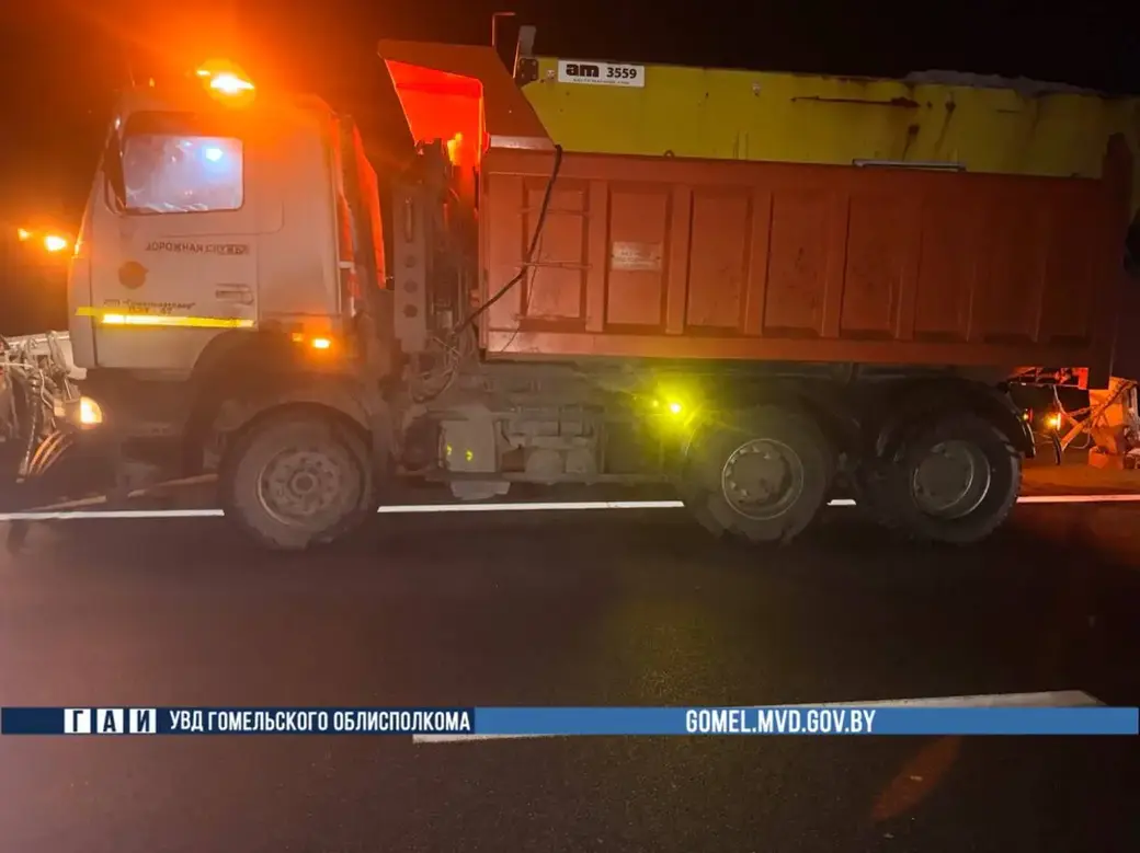 13 декабря 2025 года. На трассе М5 «Минск-Гомель» в Жлобинском районе под колесами грузовика погиб велосипедист.