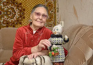 Ада Цветкова, бывший зам. директора кожкомбината: «Каждый месяц куда-то ездим!»