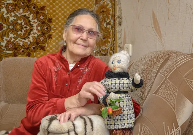 Ада Цветкова, бывший зам. директора кожкомбината: «Каждый месяц куда-то ездим!»