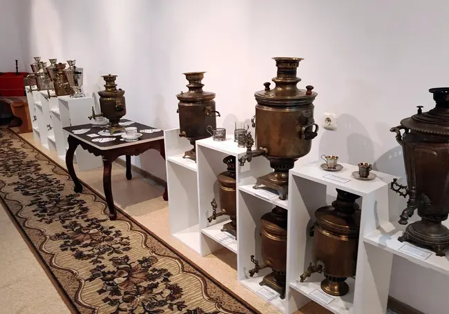 «Чудо старинного самовара». В Глусском музее открылась зимняя выставка