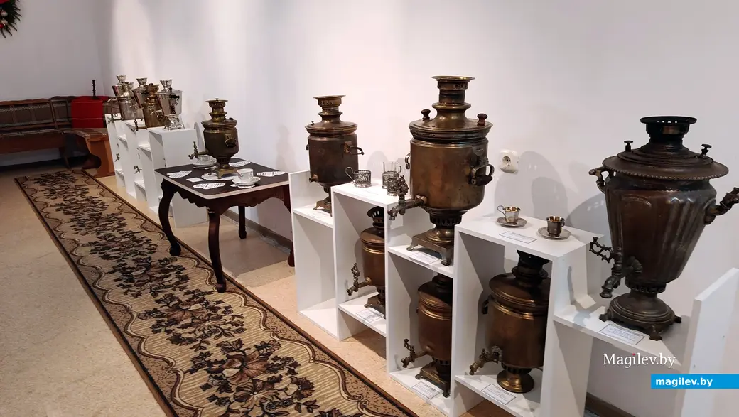 12.12.2025 г. Выставка самоваров в Глусском историко-краеведческом музее.