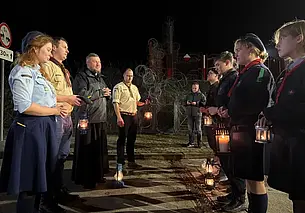 Вифлеемский огонь мира прибыл в Беларусь. Фотофакт