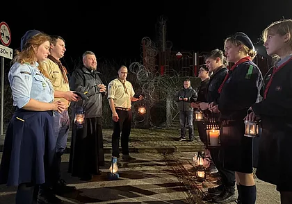 Вифлеемский огонь мира прибыл в Беларусь. Фотофакт