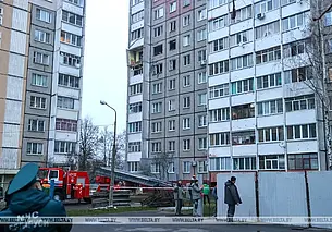 В Гомеле демонтируют верхние этажи пострадавшего подъезда дома