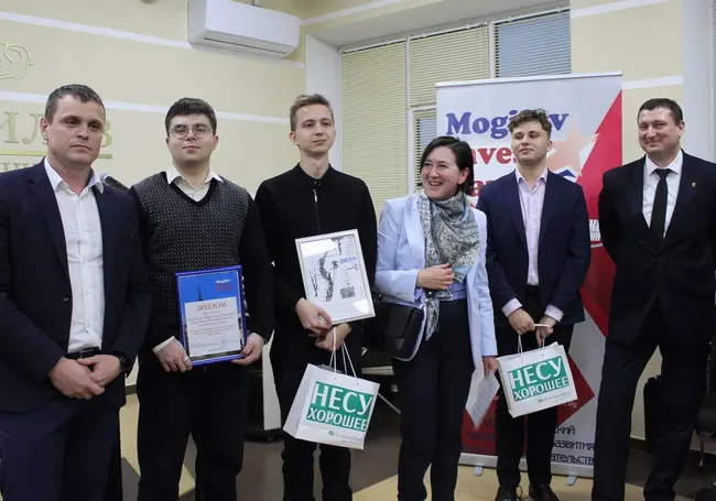 Благоустройство парка, сувенир-конструктор и биоразлогаемый стаканчик