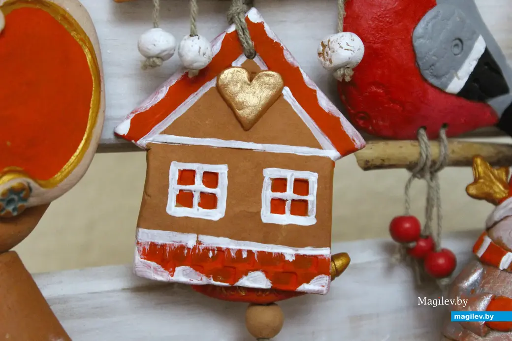 20 декабря 2025 года. Могилев. Выставочный зал. Выставка «Каляровая скарбонка».