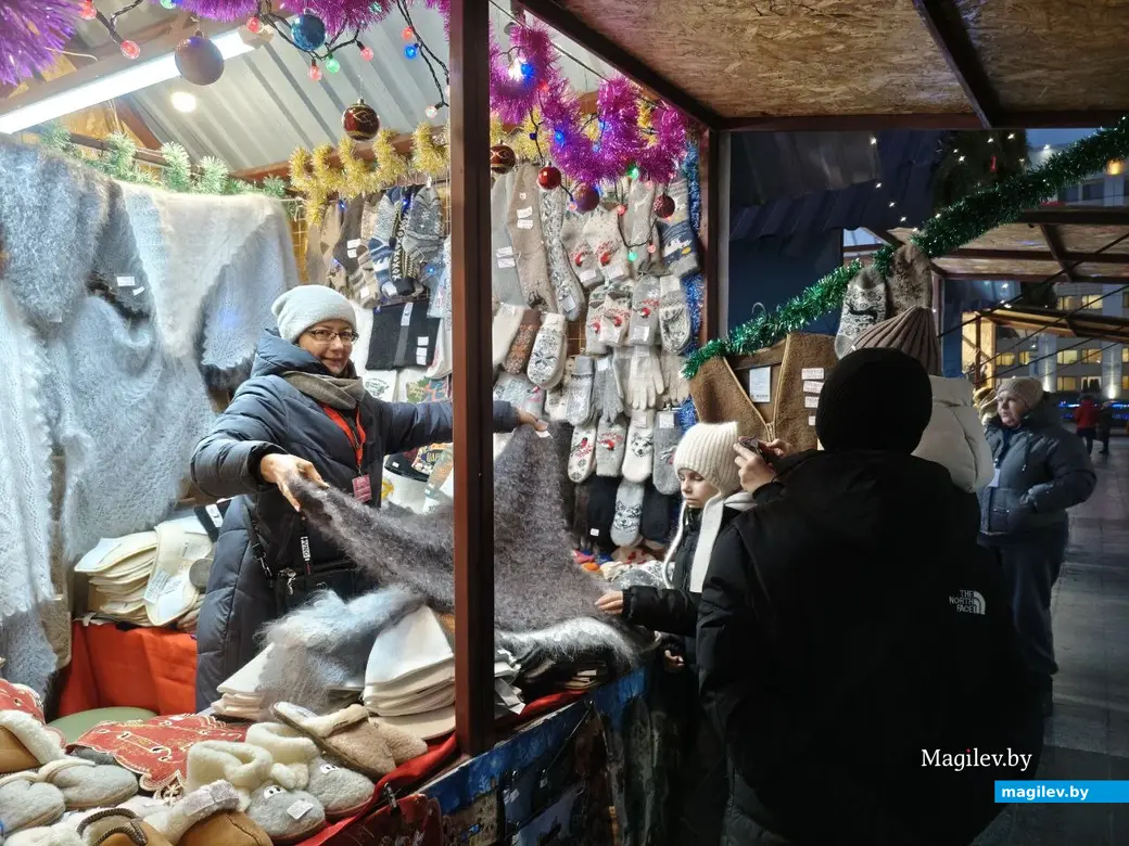20 декабря 2025 года. Могилев. Ярмарка на площади Единства.