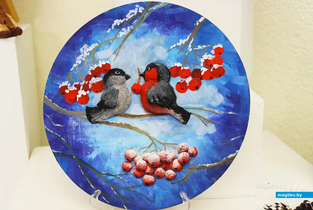 20 декабря 2025 года. Могилев. Выставочный зал. Выставка «Каляровая скарбонка».