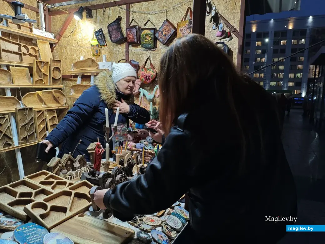 20 декабря 2025 года. Могилев. Ярмарка на площади Единства.