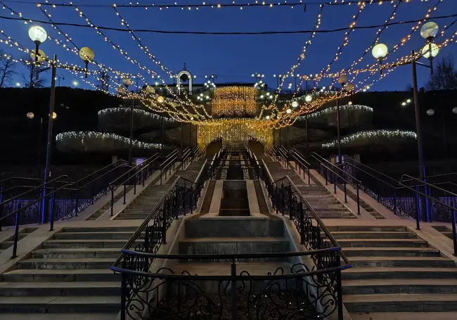 Парк Подниколья Могилева в огнях – новогодних. Фоторепортаж