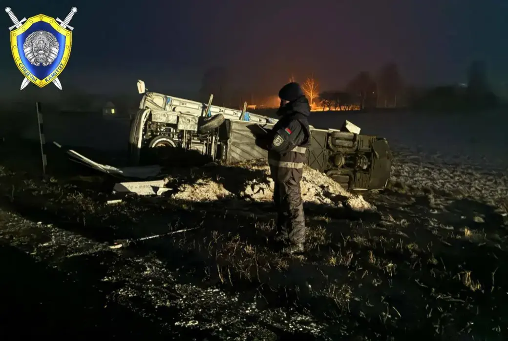 27 декабря 2025 года. В Толочинском районе опрокинулся автобус «Брест – Москва».