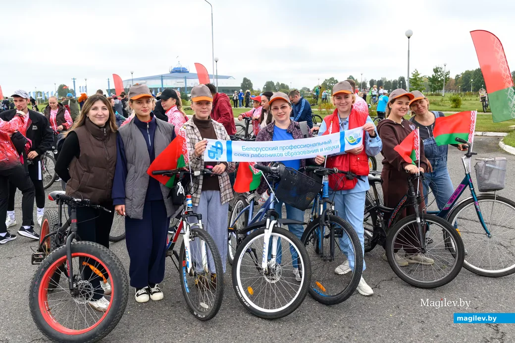 19.09.2026. Улица Минская. Велопробег в честь Дня народного единства