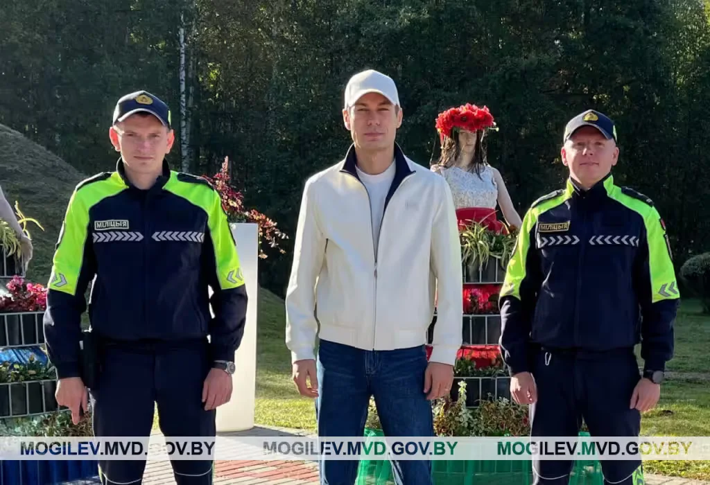 Встреча съемочной группу сериала «Слово офицера» в Бобруйске. Фото: УВД Могилевского
